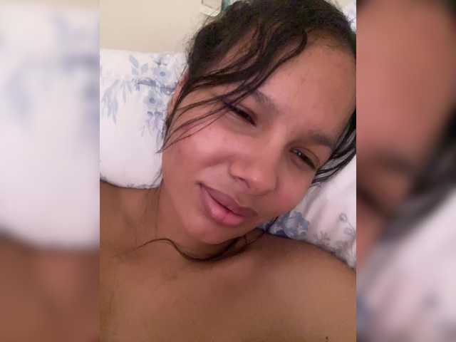 ValeryCronw live cam on BongaCams