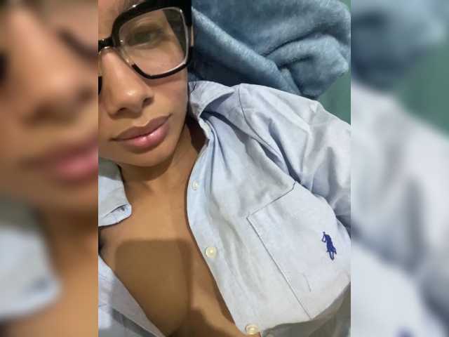 ValeryCronw live cam on BongaCams