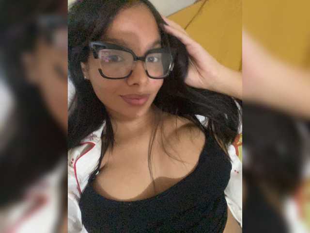 ValeryCronw live cam on BongaCams