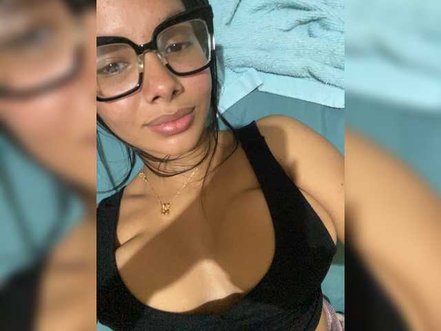 ValeryCronw live cam on BongaCams
