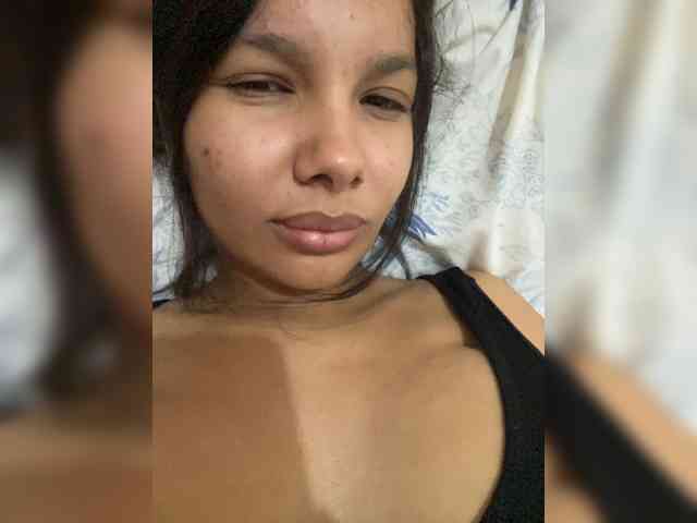 ValeryCronw webcam