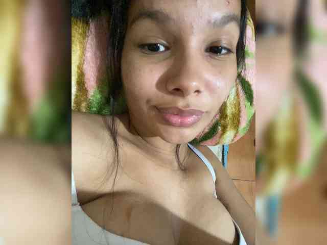 ValeryCronw webcam
