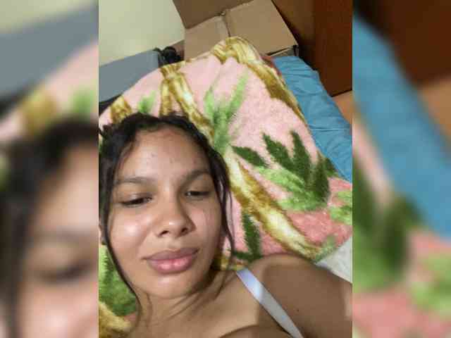 ValeryCronw webcam