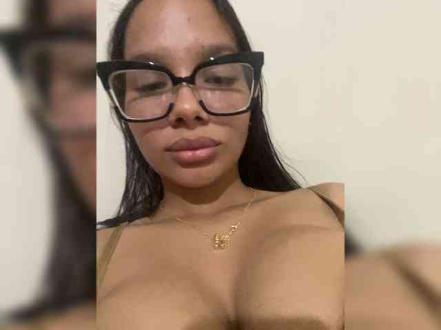 ValeryCronw webcam