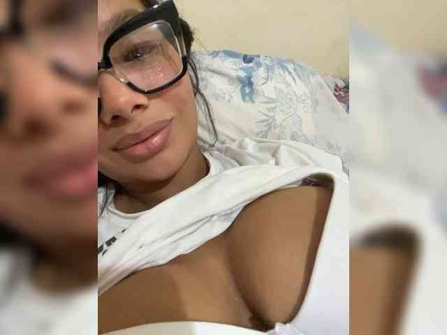 ValeryCronw webcam