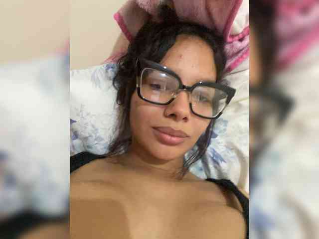 ValeryCronw webcam