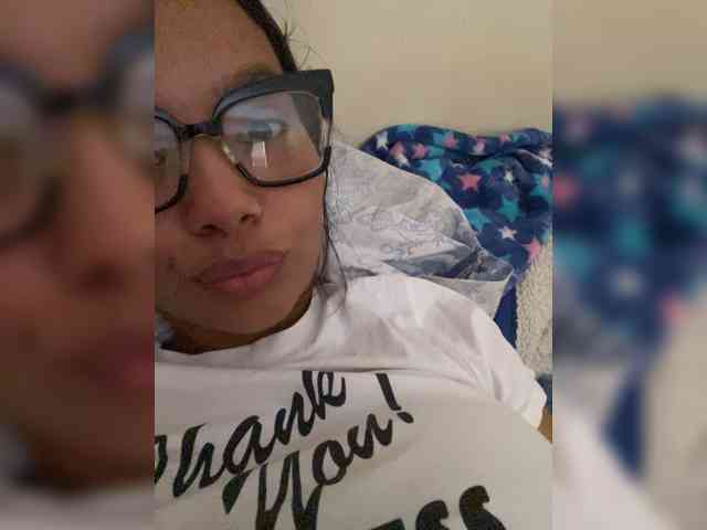 ValeryCronw webcam