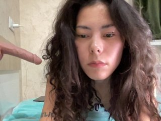 KellyAlvarez Porn Show