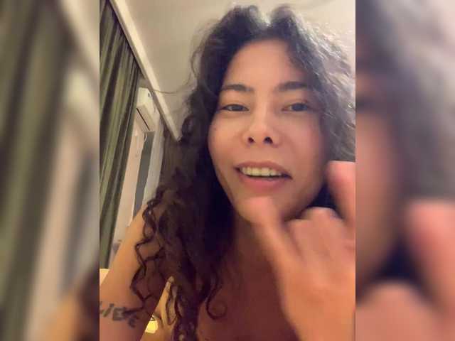 KellyAlvarez