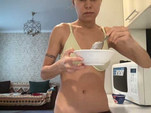 KellyAlvarez