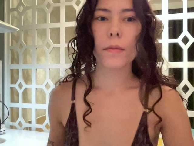 KellyAlvarez live cam