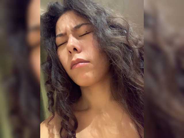KellyAlvarez live cam preview