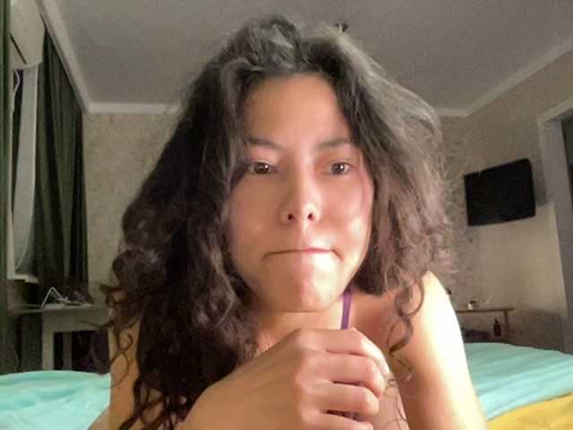 KellyAlvarez
