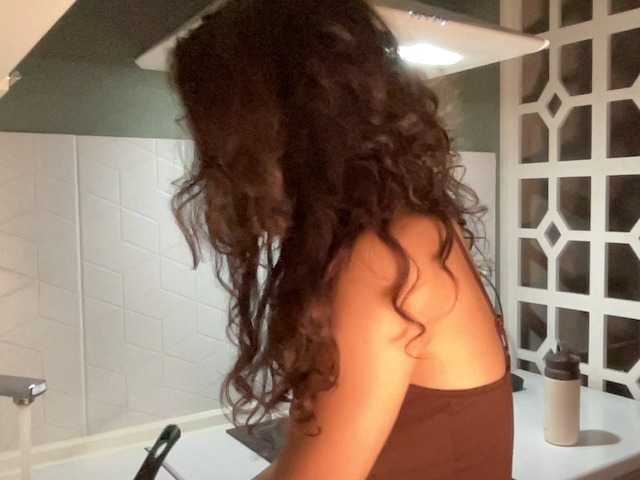 KellyAlvarez