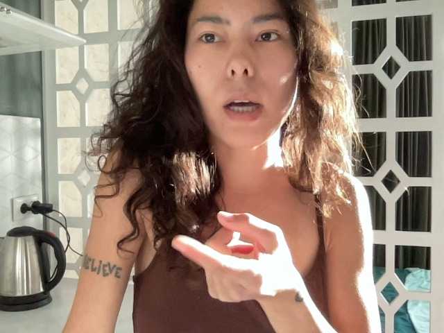 KellyAlvarez
