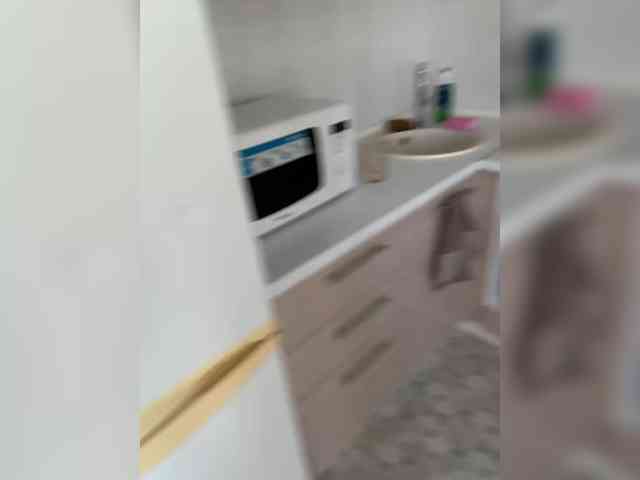 KellyAlvarez webcam
