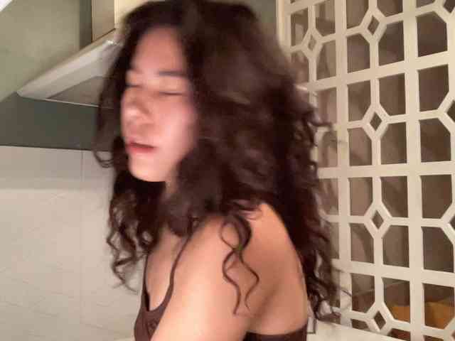 KellyAlvarez webcam
