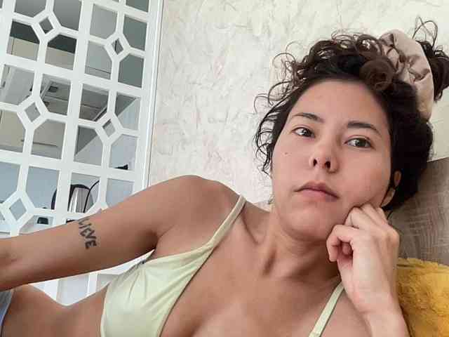KellyAlvarez