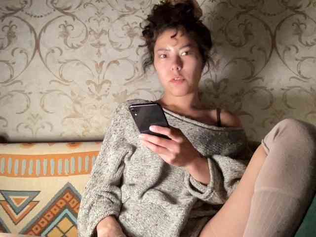 KellyAlvarez webcam