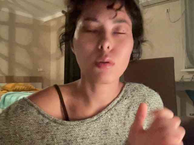 KellyAlvarez
