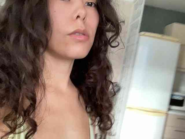 KellyAlvarez