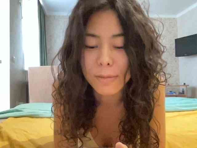 KellyAlvarez