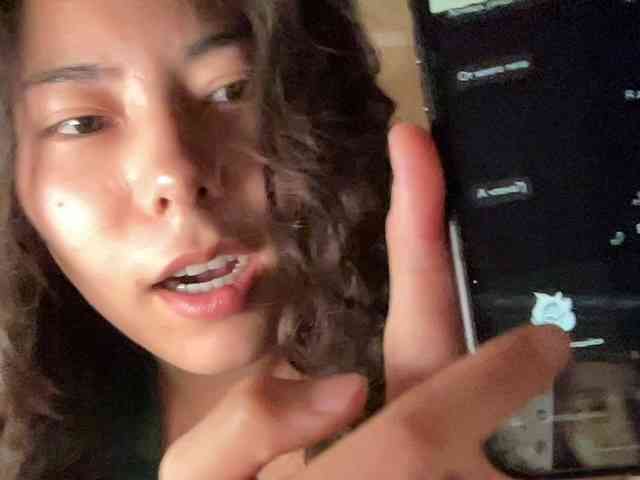KellyAlvarez