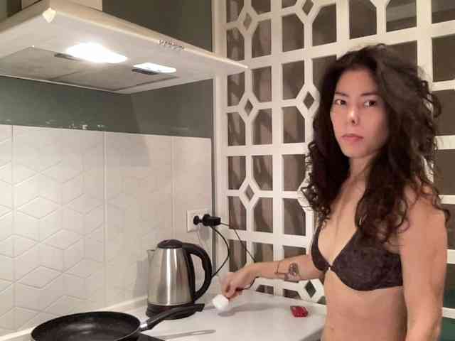KellyAlvarez webcam