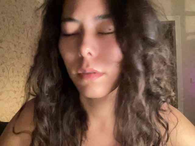 KellyAlvarez