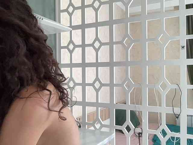 KellyAlvarez
