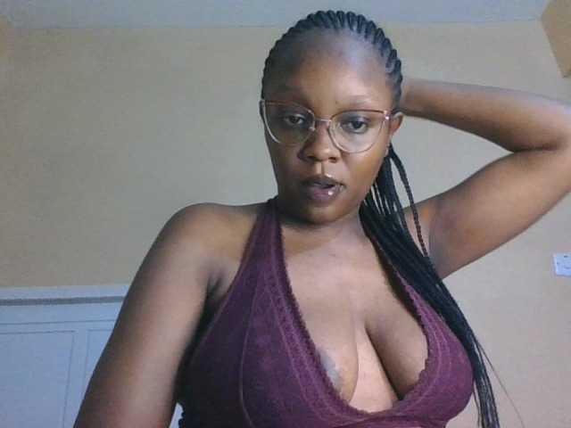 sexy-mommy live cam