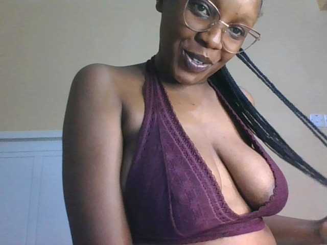 sexy-mommy live cam preview