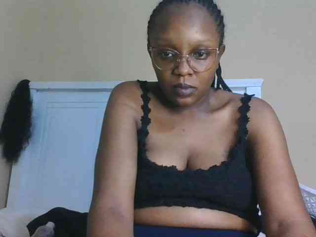 sexy-mommy webcam