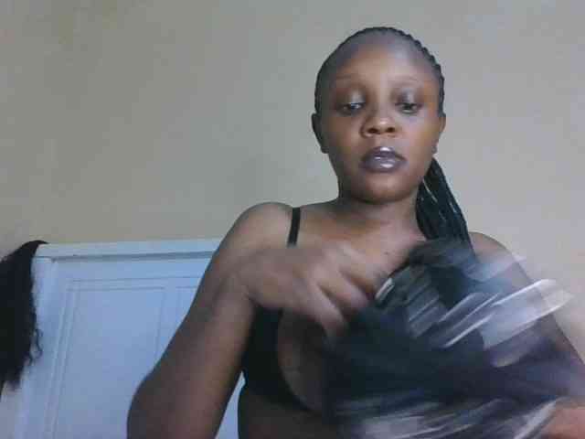 sexy-mommy webcam
