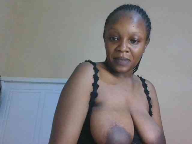 sexy-mommy webcam