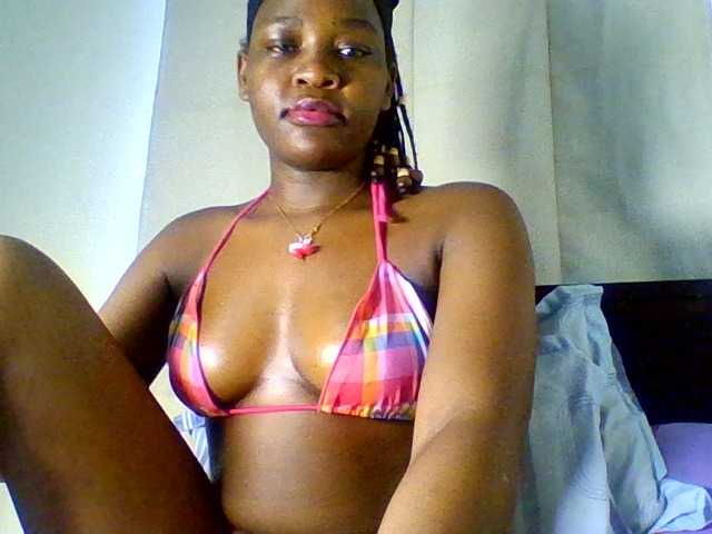 Zuri-sexy