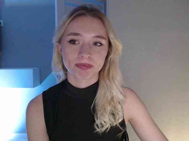 Emily-Hartt webcam