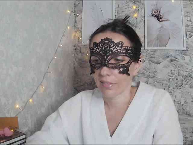 LadyInessa webcam