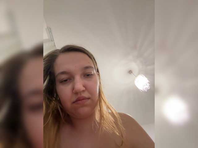 Marinela09 live cam preview