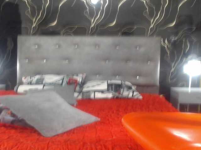 DennisEvans live cam preview