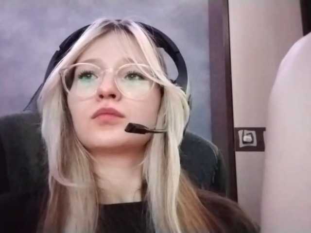 AmieFilipovic live cam on BongaCams