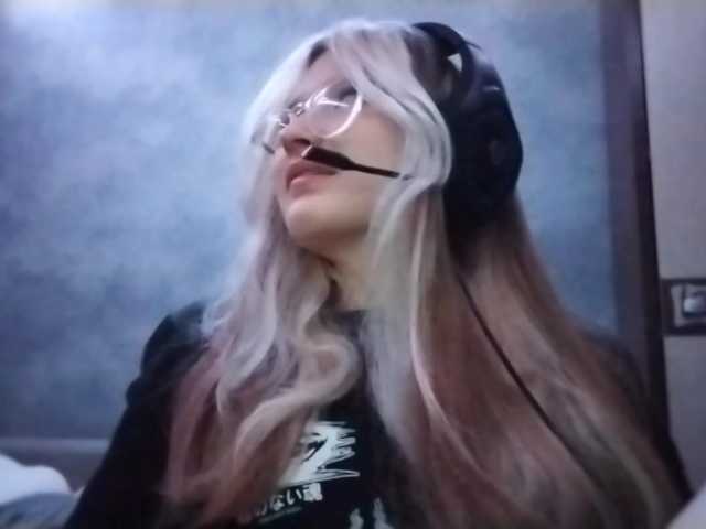 AmieFilipovic live cam on BongaCams