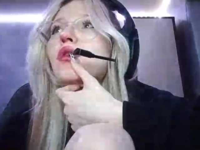 AmieFilipovic live cam on BongaCams