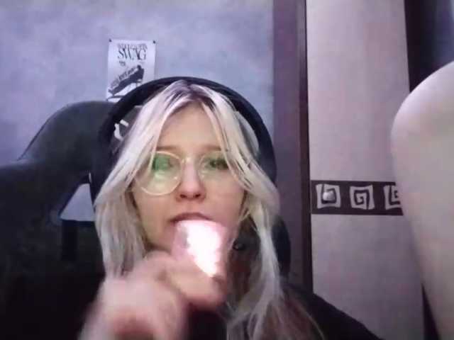 AmieFilipovic live cam on BongaCams
