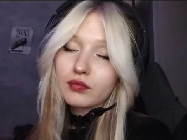 AmieFilipovic live cam on BongaCams