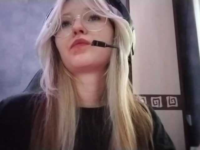 AmieFilipovic live cam on BongaCams