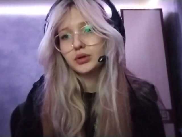 AmieFilipovic live cam on BongaCams