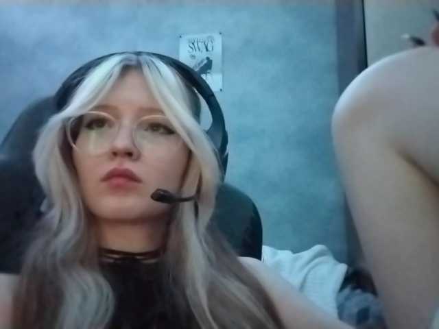 AmieFilipovic live cam on BongaCams