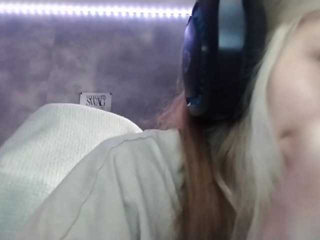 AmieFilipovic live cam on BongaCams