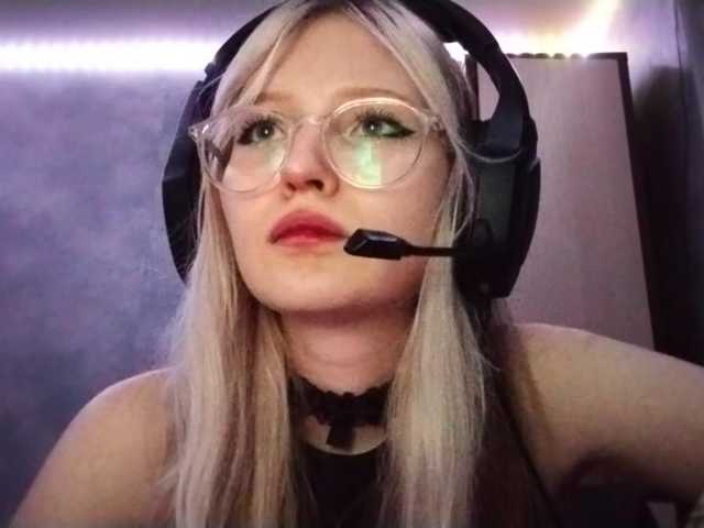 AmieFilipovic live cam on BongaCams